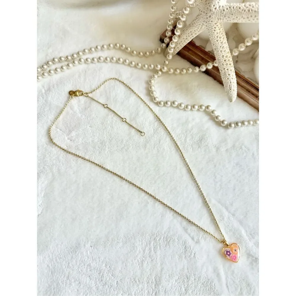 Madewell heart and flower pendant necklace ￼ - Picture 2 of 4